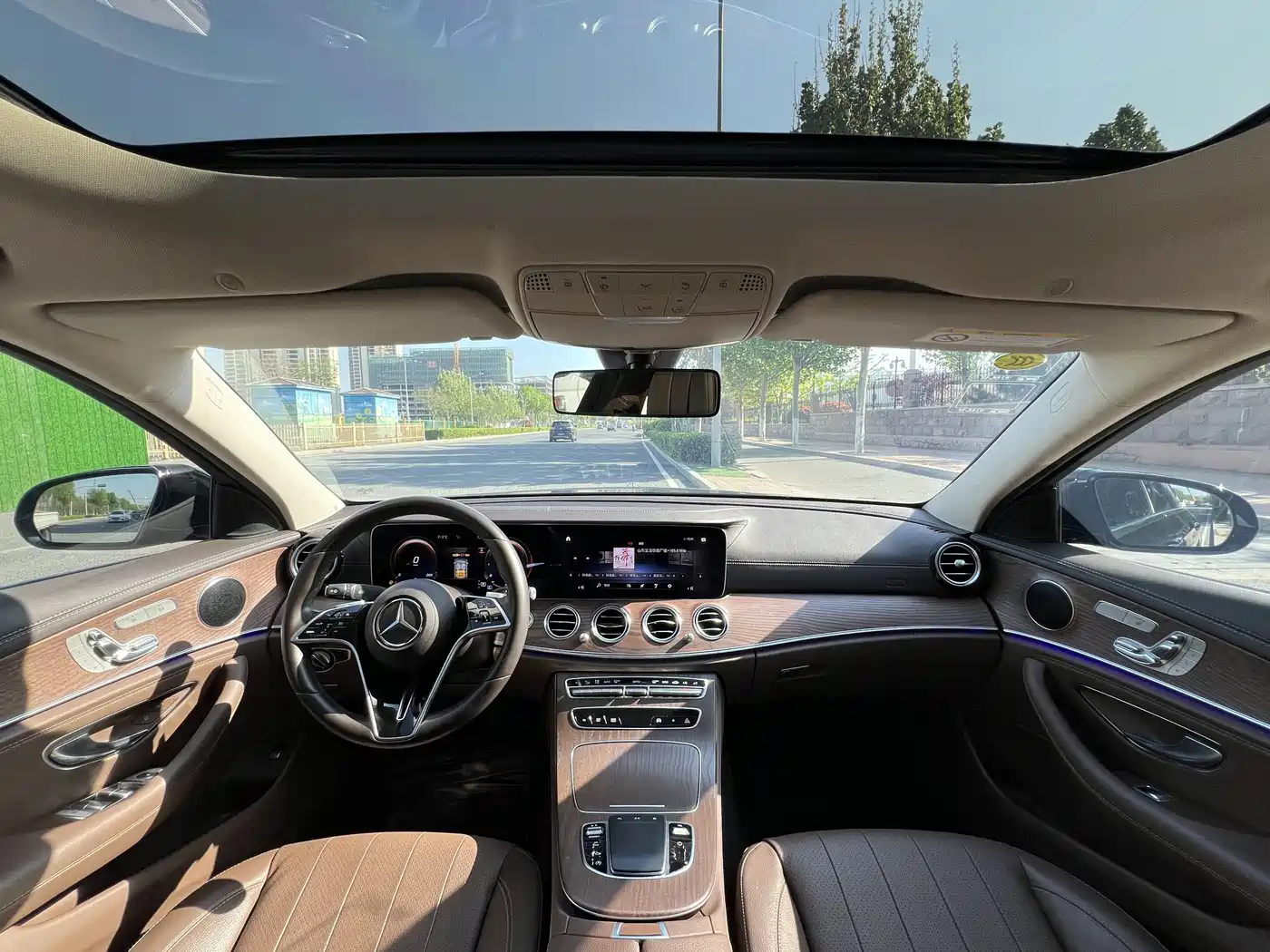 Mercedes-Benz E-Class 2022 E 300 L Fashion фото 10