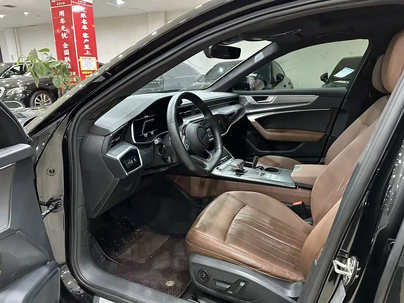 Фото 8 - Audi A6 (Import)