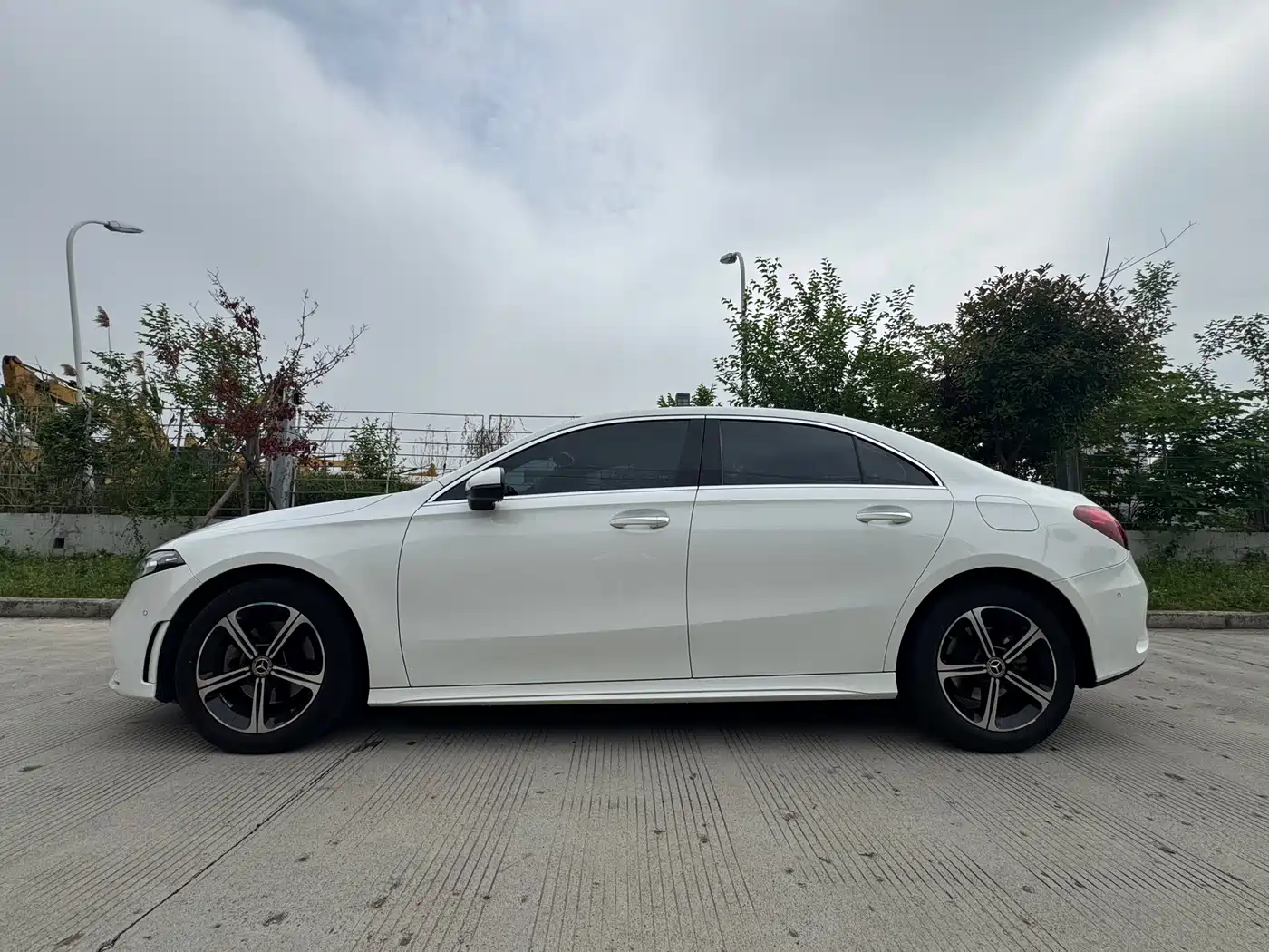 Mercedes-Benz A-Class 2022 A 200 L Sport Sedan Style фото 10