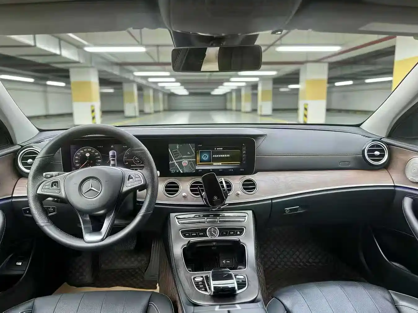 Mercedes-Benz E-Class 2016 E 300 L Luxury фото 8