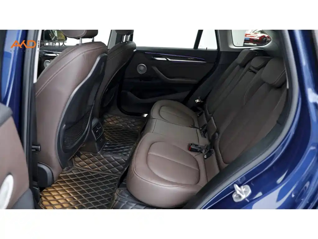 Photo 7 - BMW X1