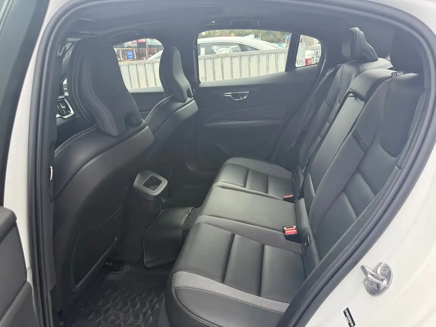 Volvo S60 2024 2025 B5 Elegance Sport Edition