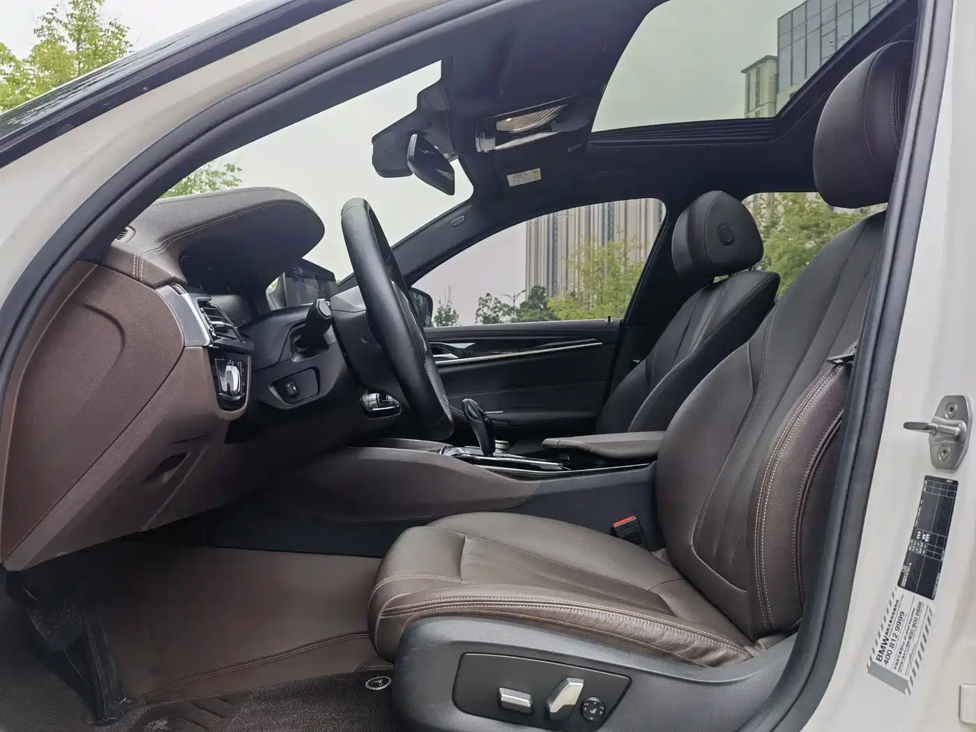 BMW 5 Series 2020 525Li M Sport Package фото 8