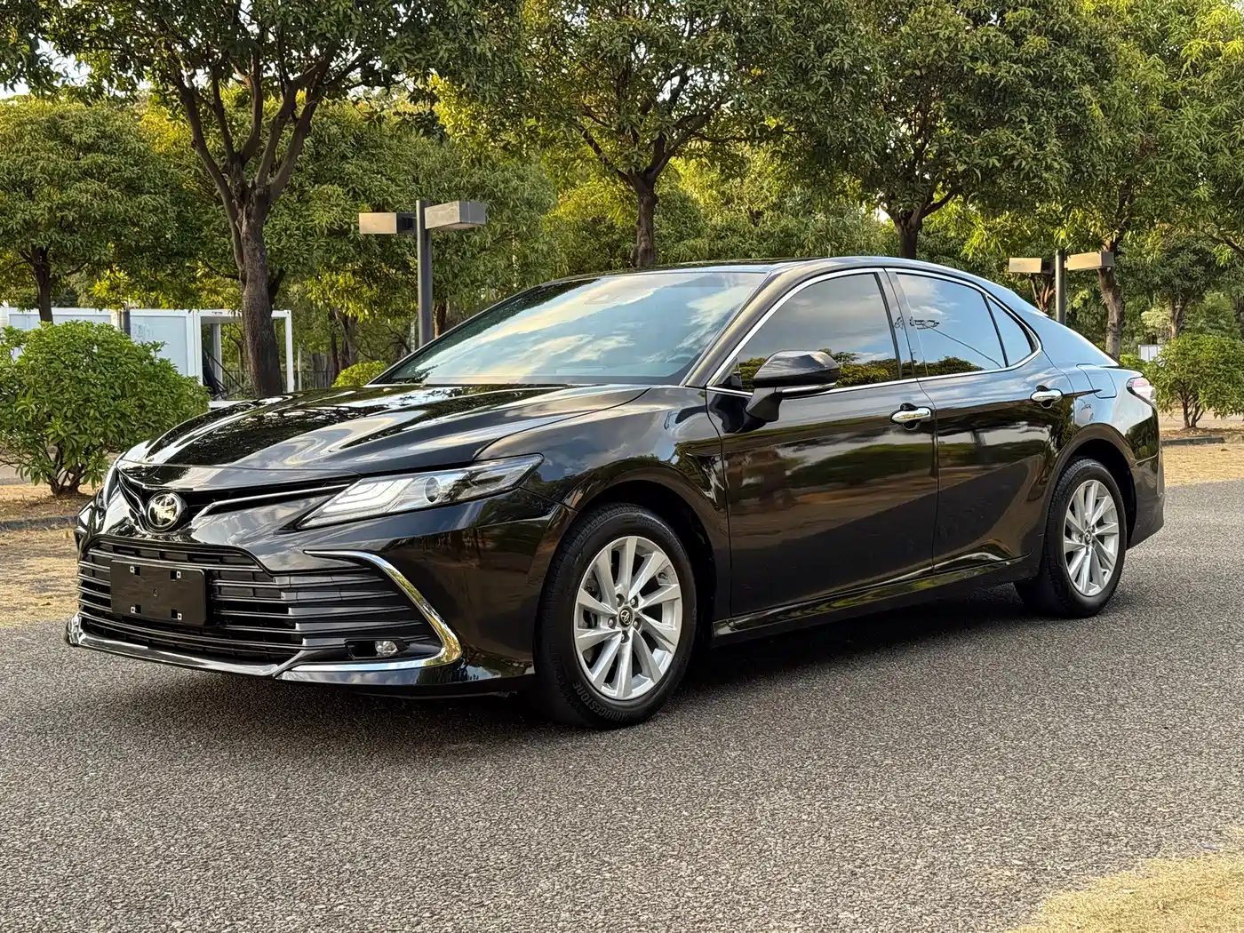 TOYOTA CAMRY