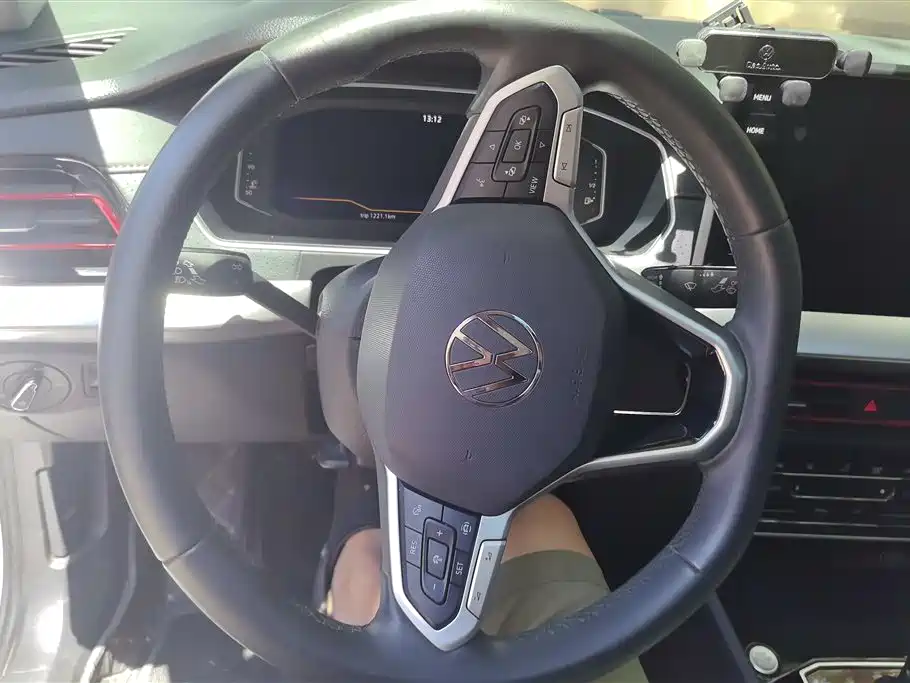 Volkswagen Lavida 2024 Model 300TSI DSG Starlight Leading Edition фото 15