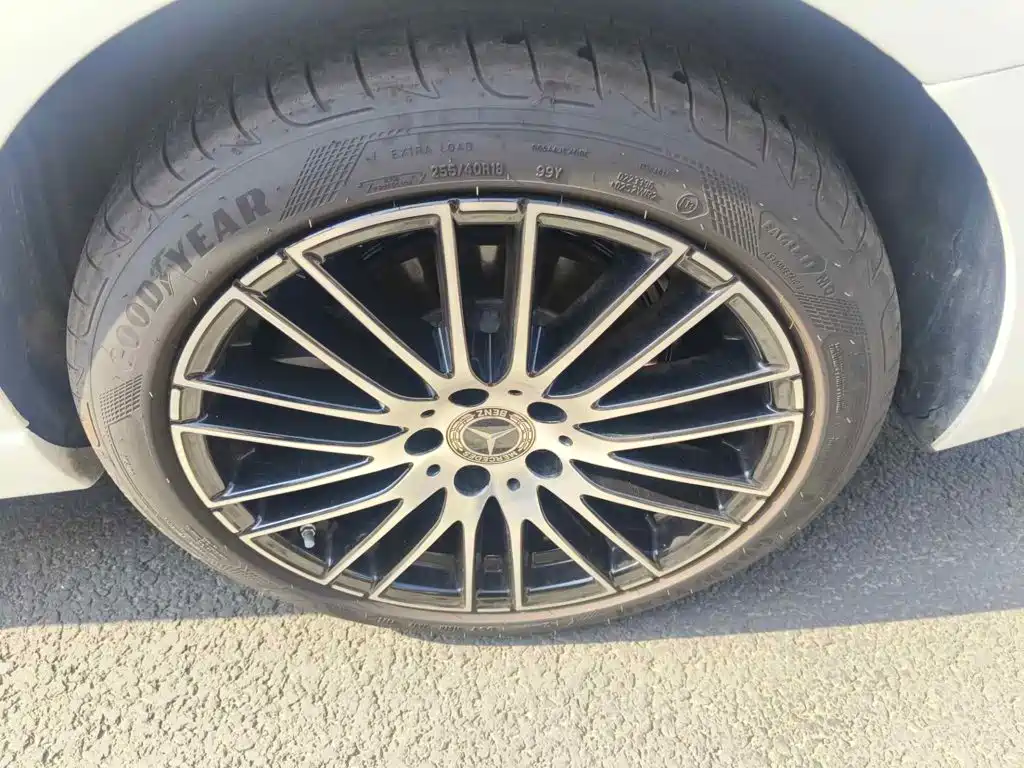 Фото 7 - Mercedes-Benz C-Class