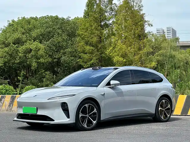 NIO ET5T 2024
