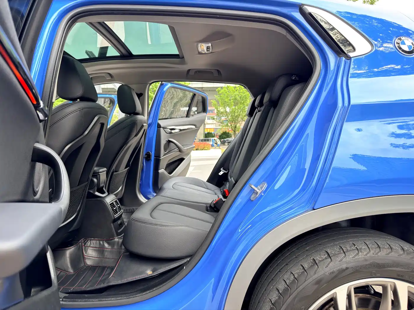 BMW X2 (Import) 2019 sDrive25i Luxury M Off-Road Package China VI фото 5