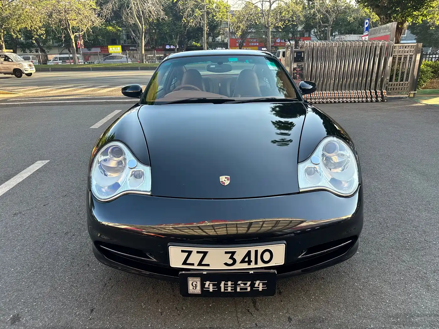 Porsche 911 2004 Carrera S Coupe 3.6L фото 2
