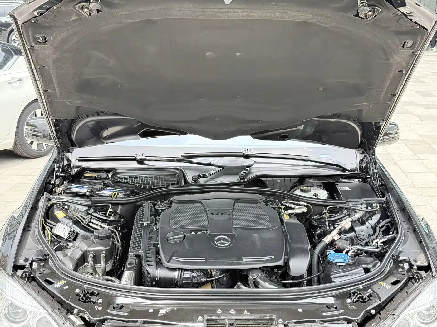 Mercedes-Benz S-Class 2012 S 350 L 4MATIC Grand Edition фото 19