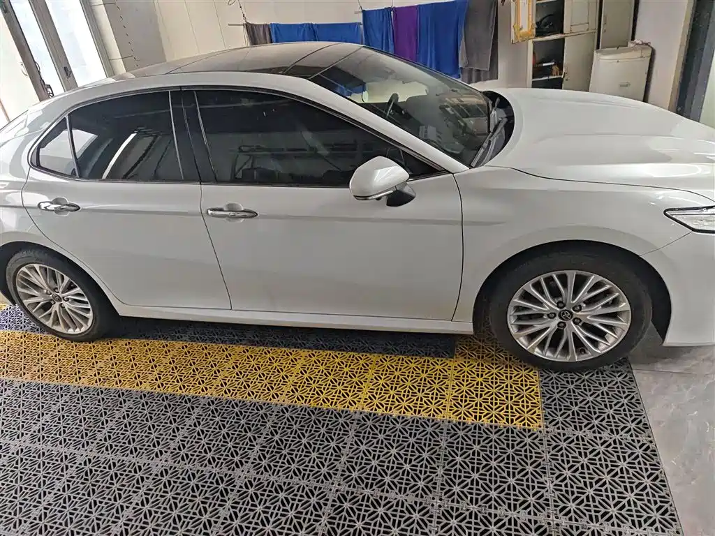 Toyota Camry 2019 2.5G Luxury Edition China VI фото 4