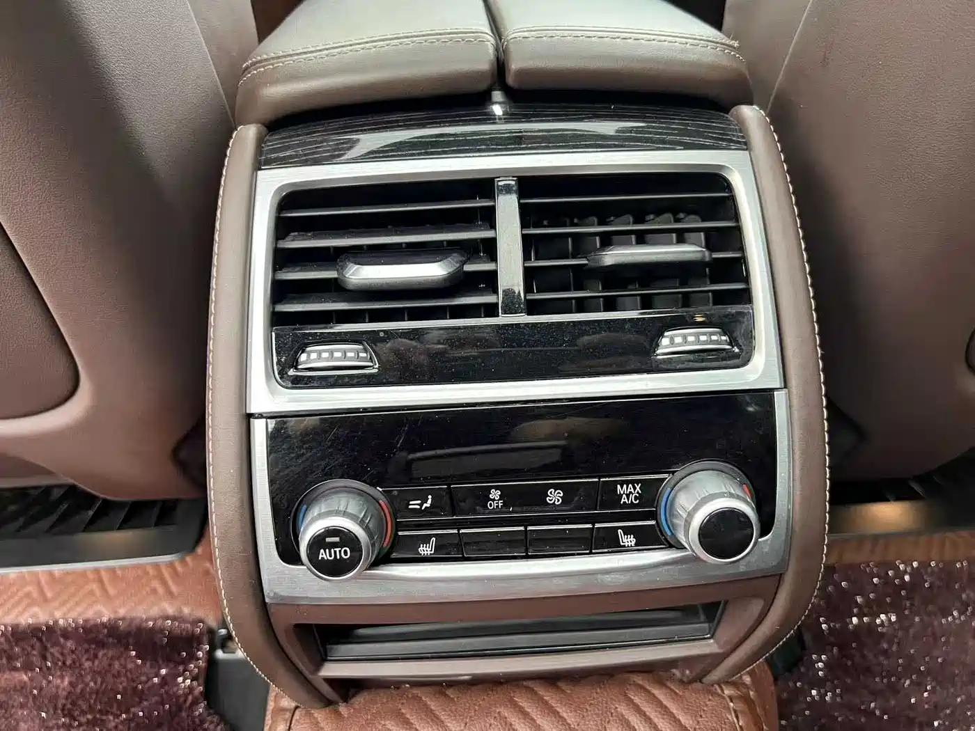 BMW 7 Series 2021 Model 730Li M Sport Package фото 14