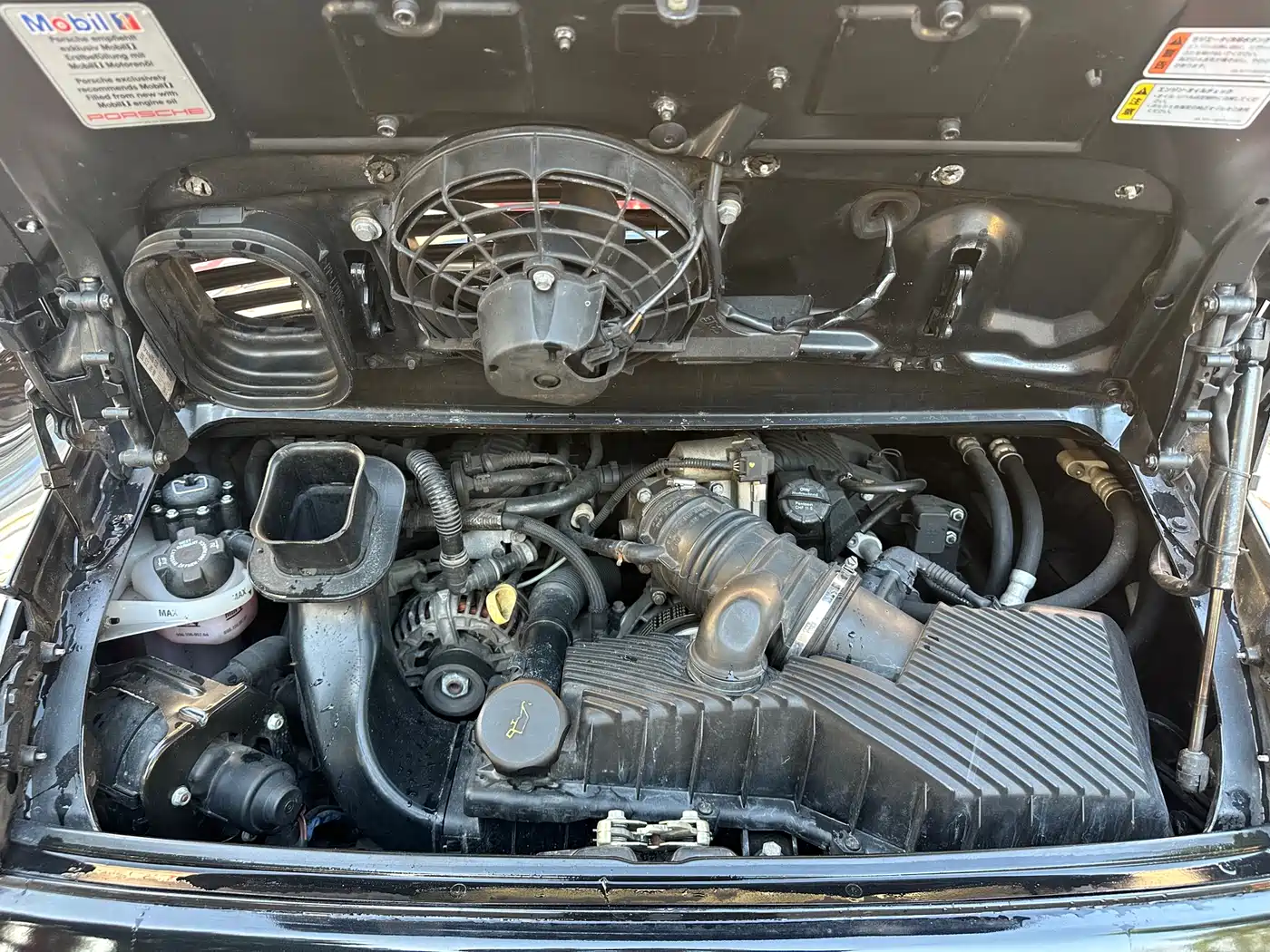 Porsche 911 2004 Carrera S Coupe 3.6L фото 21