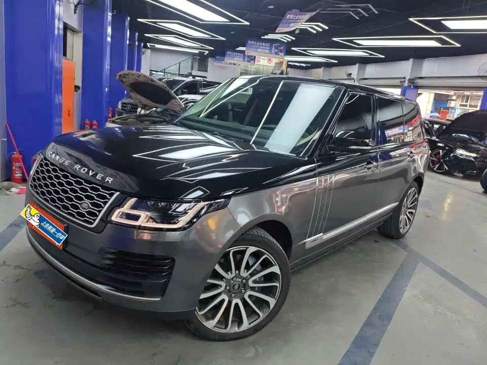 Land Rover Range Rover 2021 3.0 L6 Heritage Extended Classic Edition