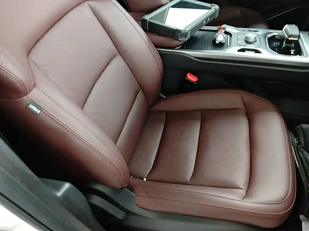 Geely Haoyue 2022 2022 1.8TD DCT Luxury 7-Seater