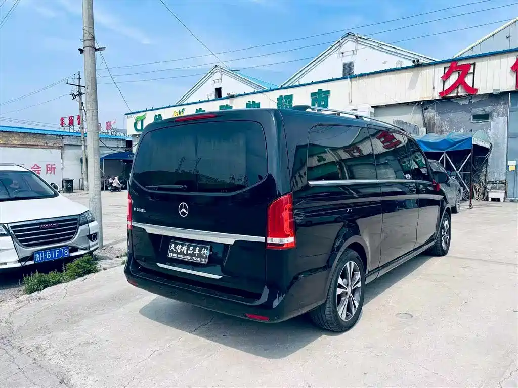Mercedes-Benz V-Class 2016 V 260 L Premium Long фото 9
