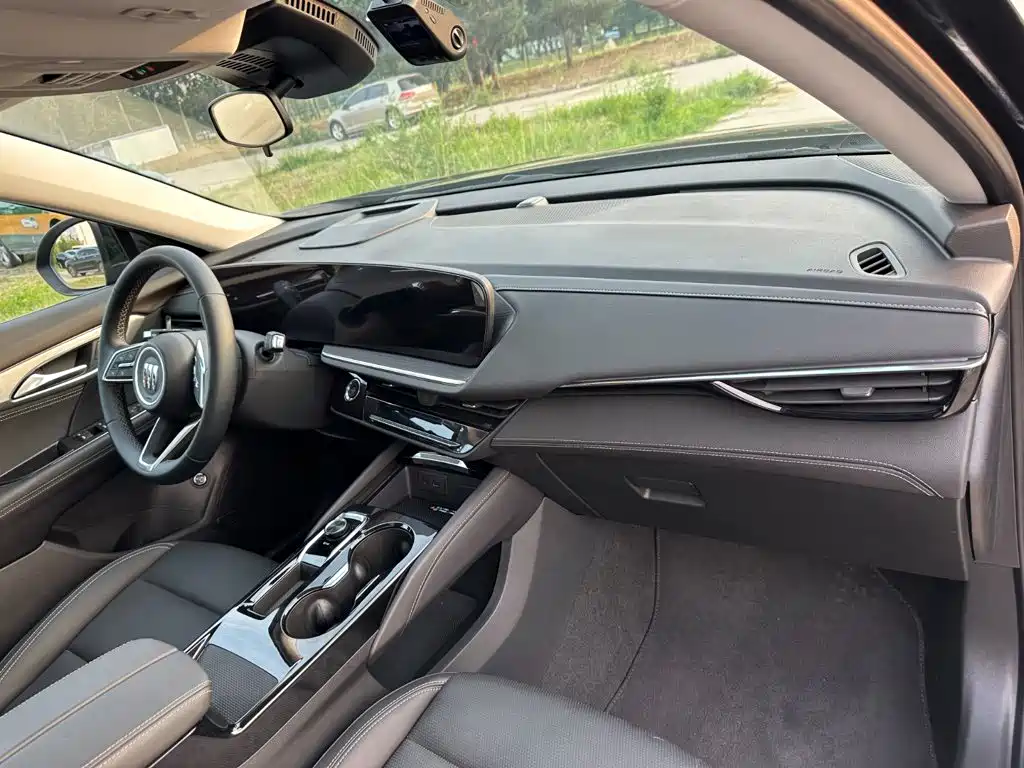 Buick Envision S 2025 2025 25T Premium Platinum Edition