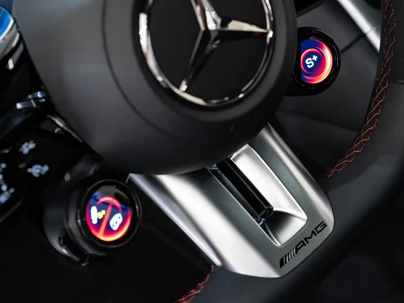 Mercedes-Benz C-Class AMG 2024 AMG C 43 4MATIC Wagon Special Edition фото 13