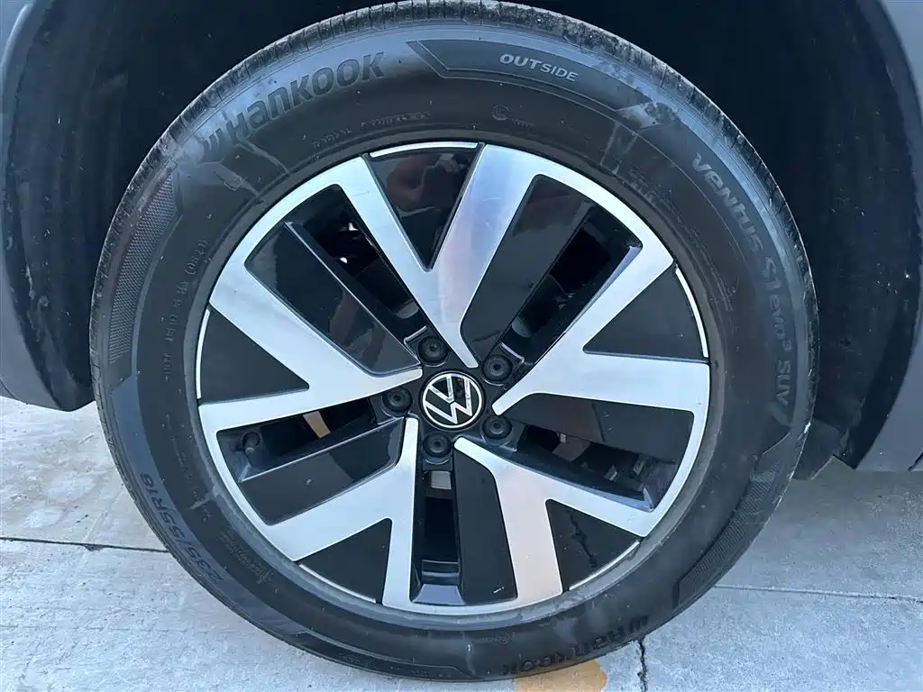 Volkswagen Tayron 2023 280TSI 2WD Luxury Plus Advanced Edition фото 6