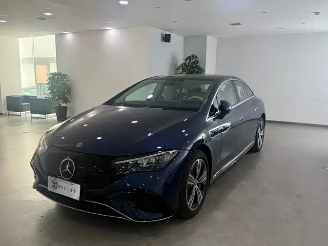 Mercedes-Benz EQE 2025