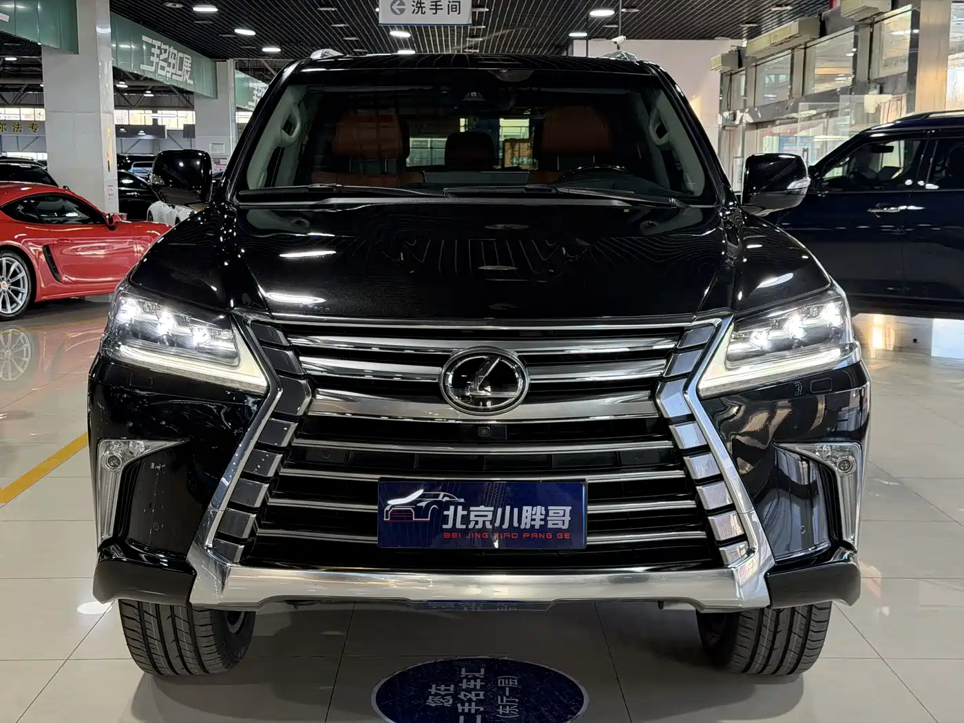Lexus LX 2017 570 Prestige Luxury фото 2