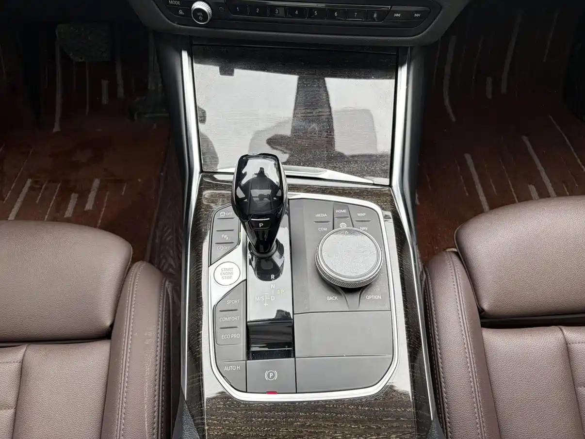 BMW 3 Series 2021 Second Facelift 325Li M Sport Package фото 16