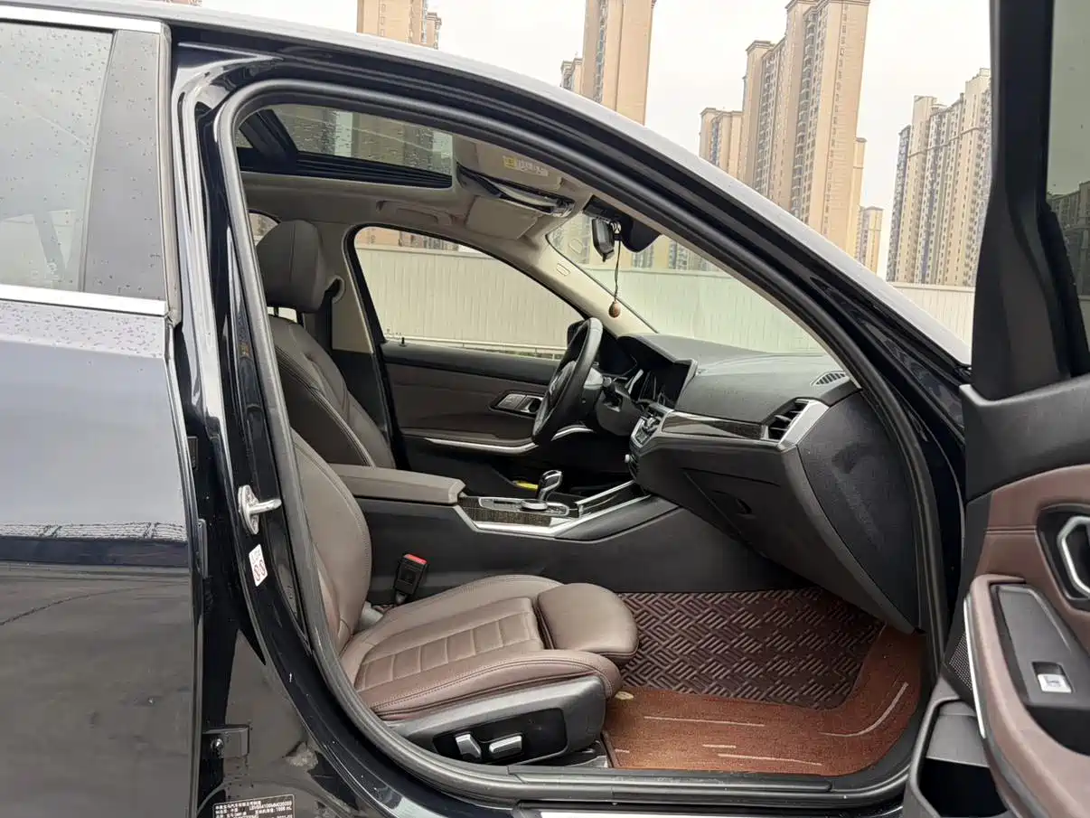 BMW 3 Series 2021 Second Facelift 325Li M Sport Package фото 18
