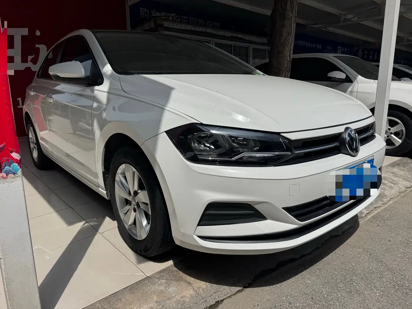 Volkswagen Polo 2021 Plus 1.5L Automatic Panorama Enjoyment Edition фото 3