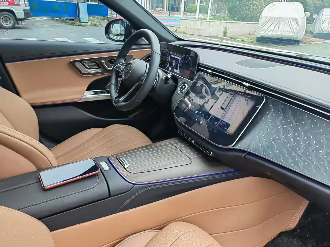 Mercedes-Benz E-Class 2026 E 300 L Fashion фото 6