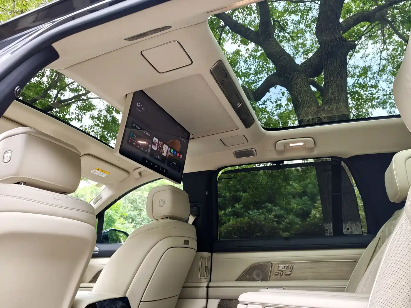 NIO ES8 2025 Model 6-Seat Executive Luxury Edition фото 8