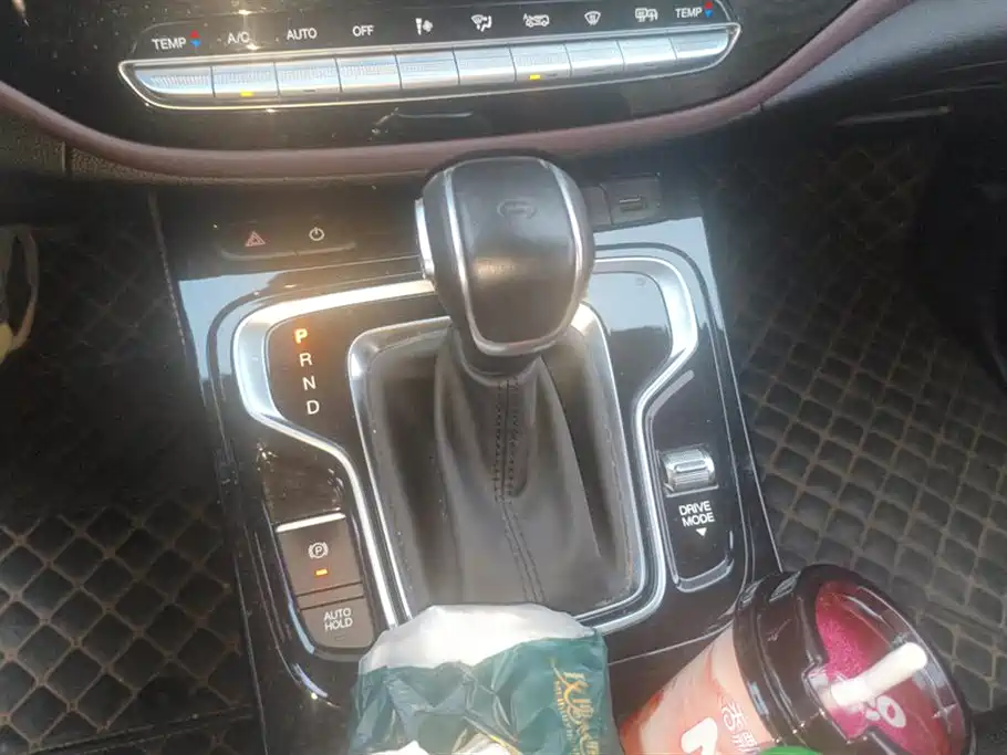 GAC Trumpchi Trumpchi M6 2023 PRO 270T DCT Luxury Edition фото 16