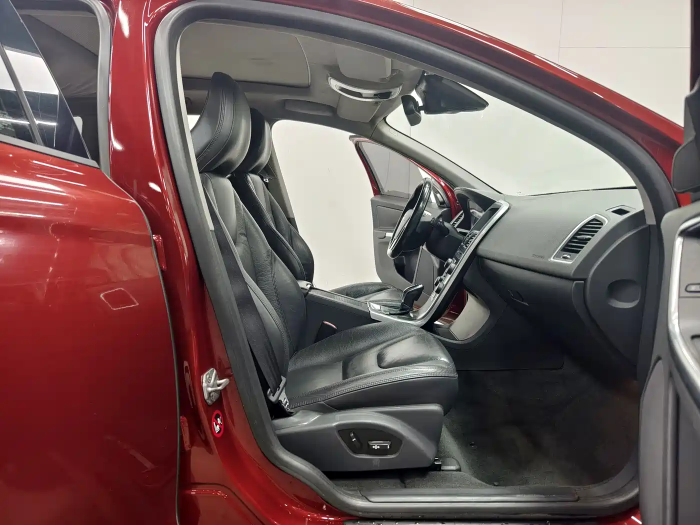 Photo 13 - Volvo XC60 (Import)