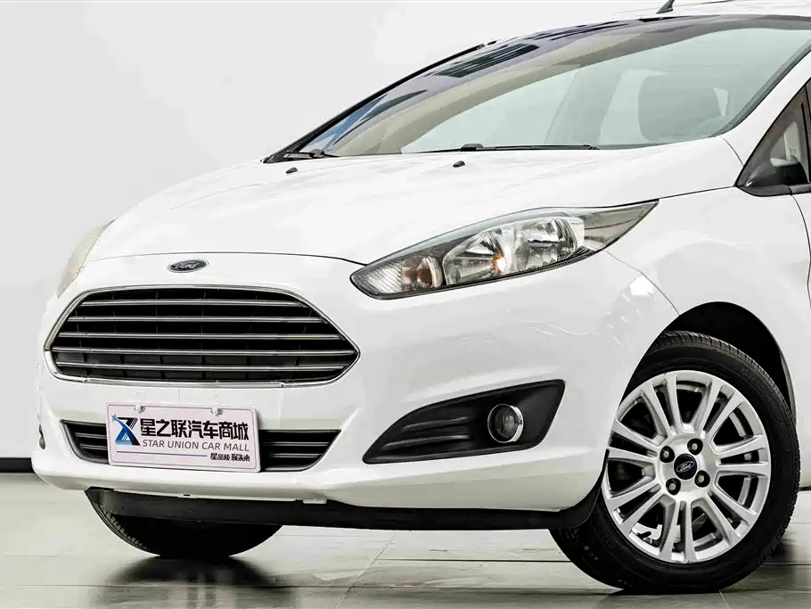 Ford Fiesta 2015 2013 Hatchback 1.5L Automatic Premium