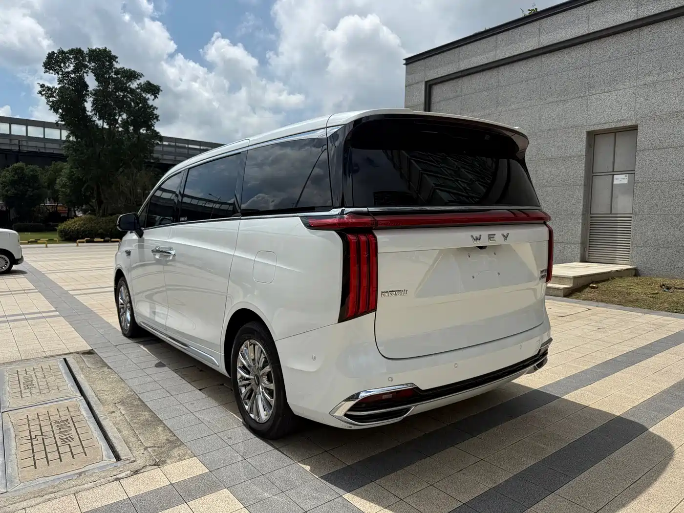 WEY Alpine 2024 2023 AWD Flagship