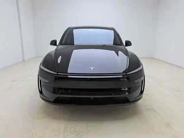 Tesla Model Y 2026 2026 Long Range Rear-Wheel Drive