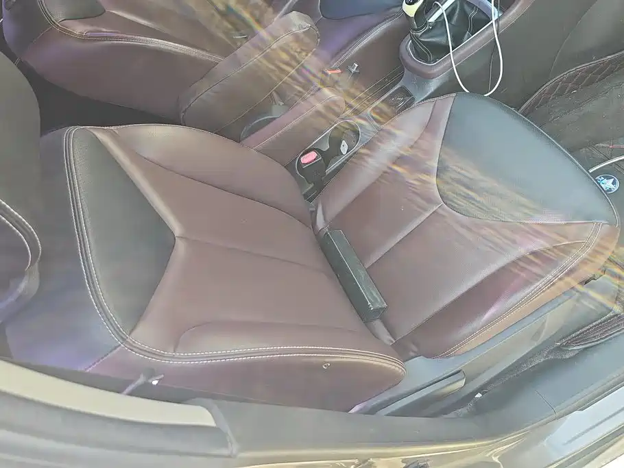 Venucia M50V 2018 2017 1.5L XL Manual Comfort
