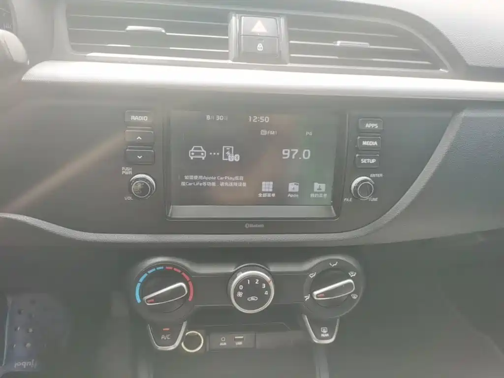 Kia K2 2017 2017 Sedan 1.4L AT GLS