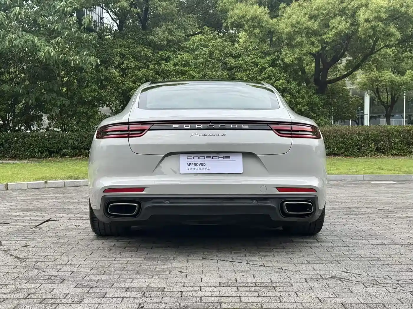 Porsche Panamera 2017 Panamera 4 Executive Long Wheelbase 3.0T фото 6