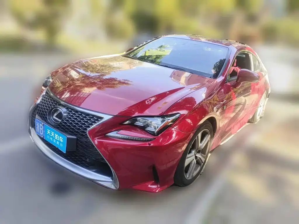 Lexus RC