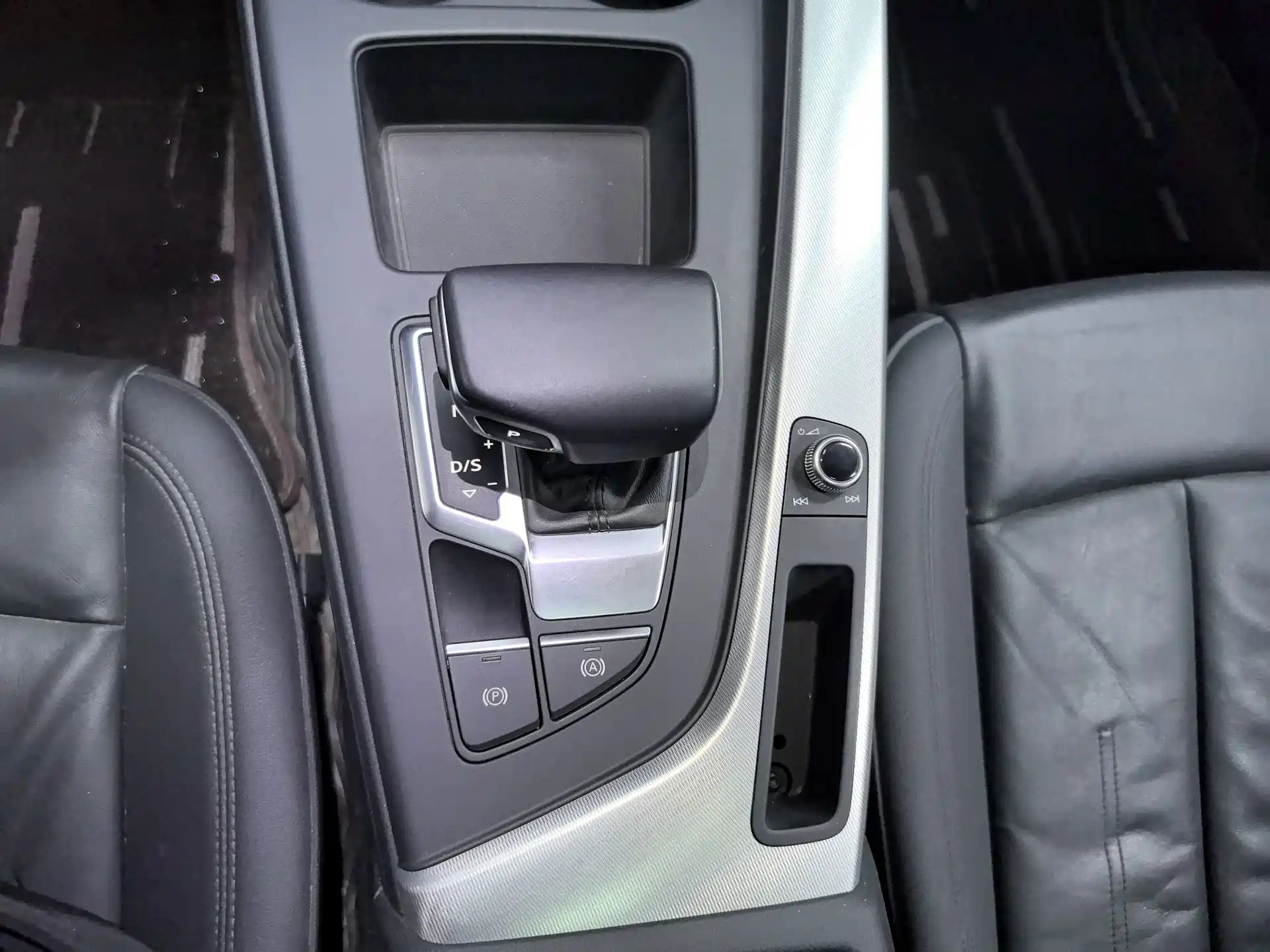 Photo 9 - Audi A5 (Import)