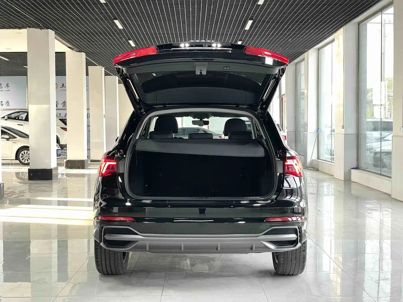 Audi Q3 2023 35 TFSI Fashion Dynamic (1.4T) фото 18
