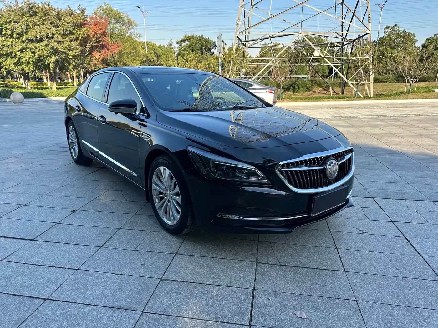 Buick LaCrosse 2018 Model 28T Elite Edition фото 3