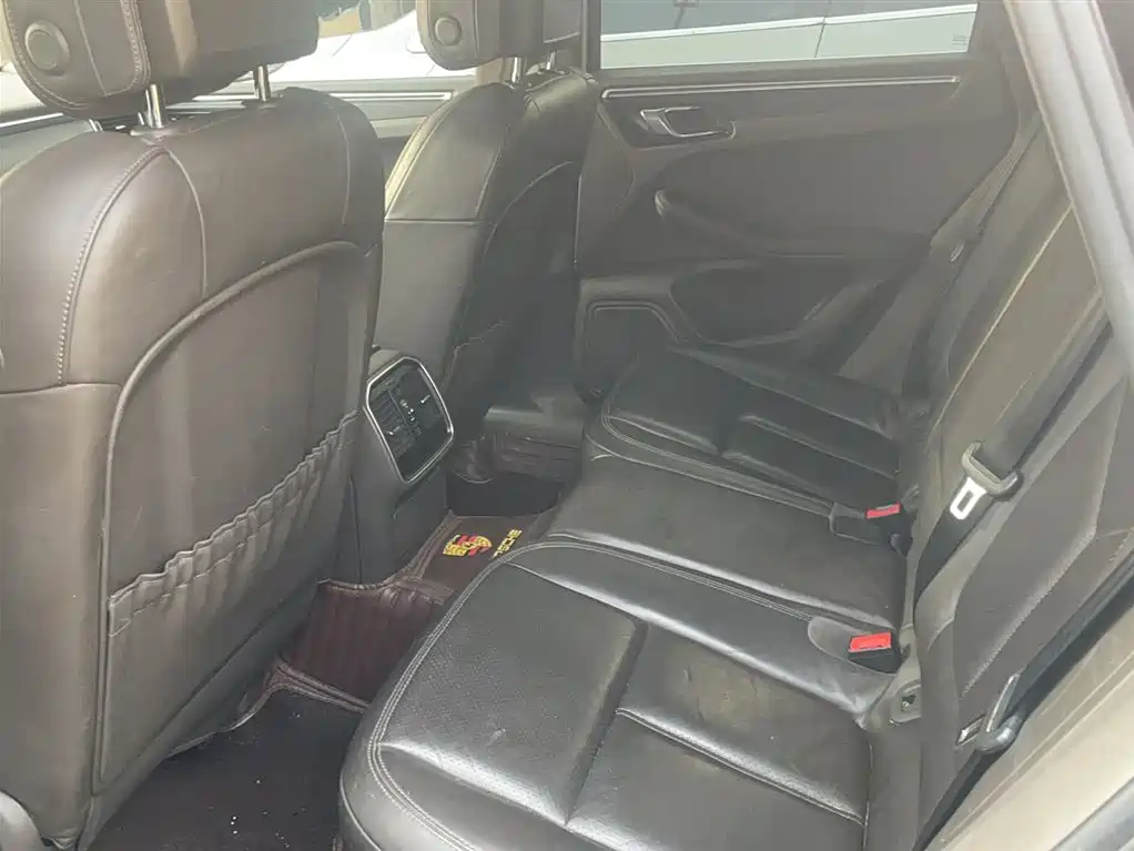 Porsche Macan 2017 Macan 2.0T фото 16