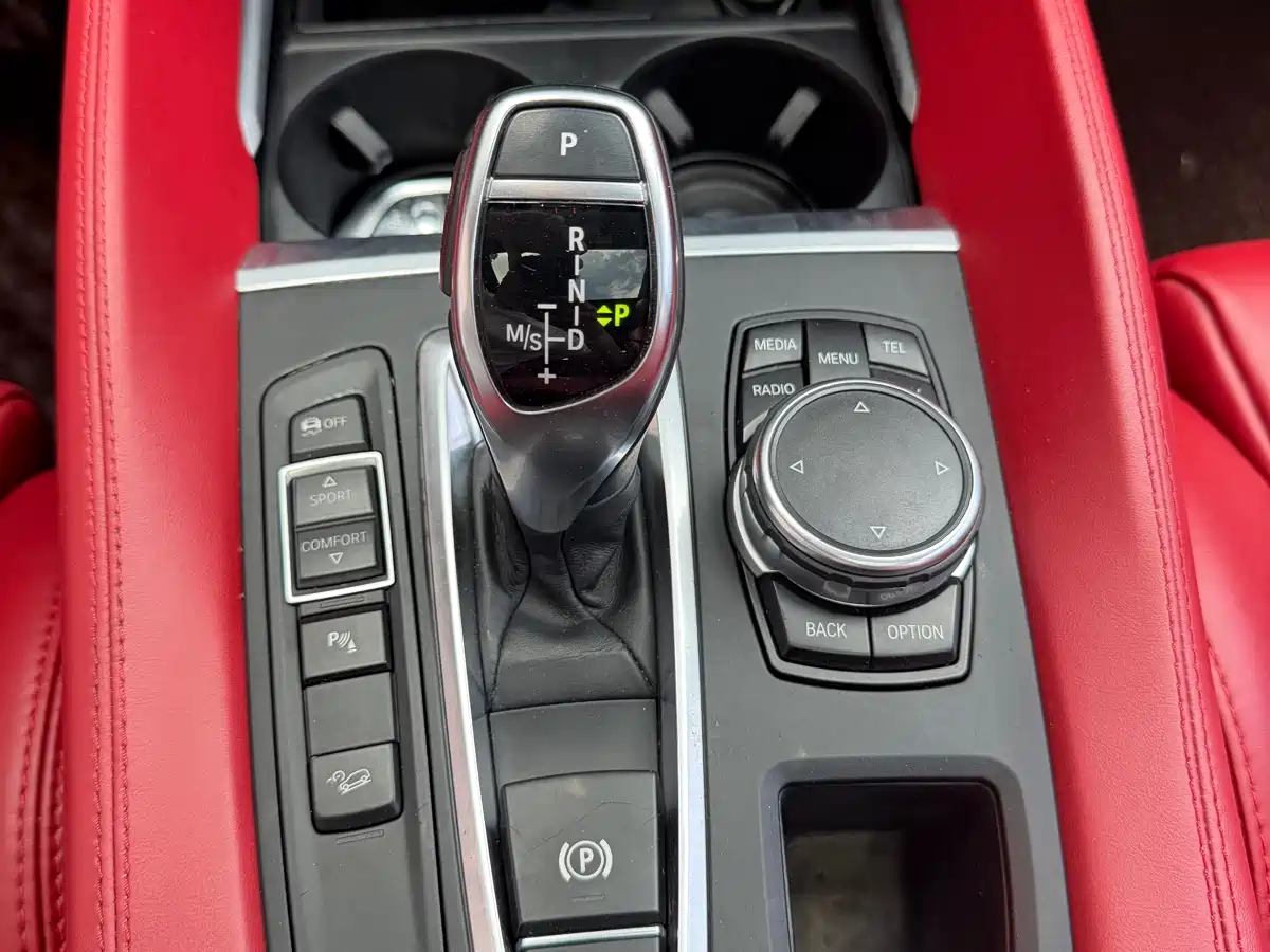 BMW X6 2018 xDrive35i Leading Model фото 10