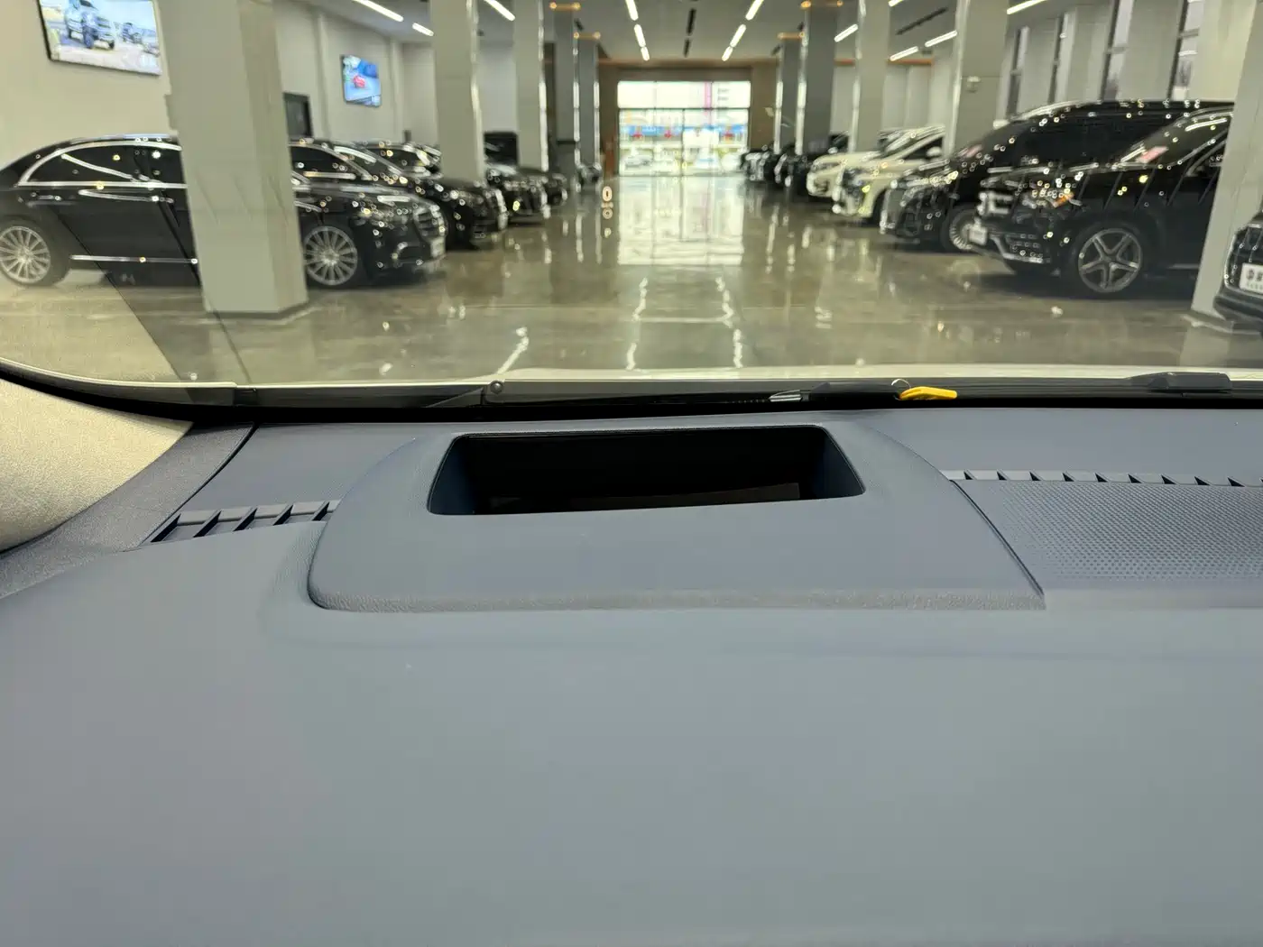 Buick Century 2025 2.0T 6-Seater World Edition фото 15