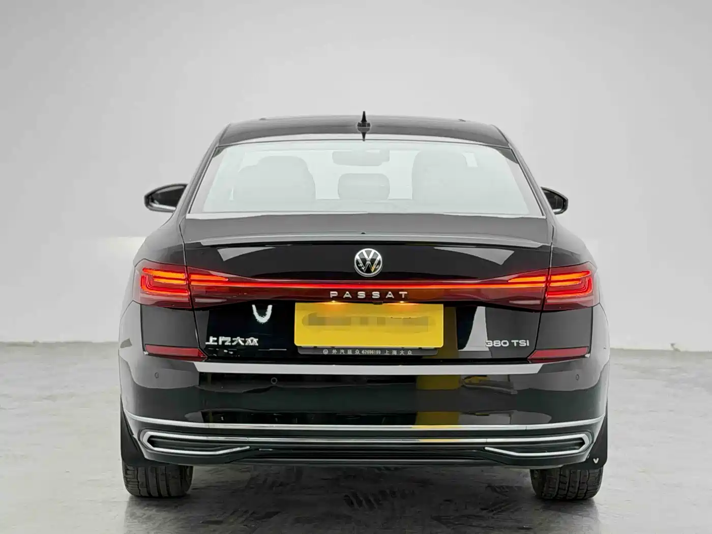 Volkswagen Passat 2024 380TSI Elite Edition фото 5
