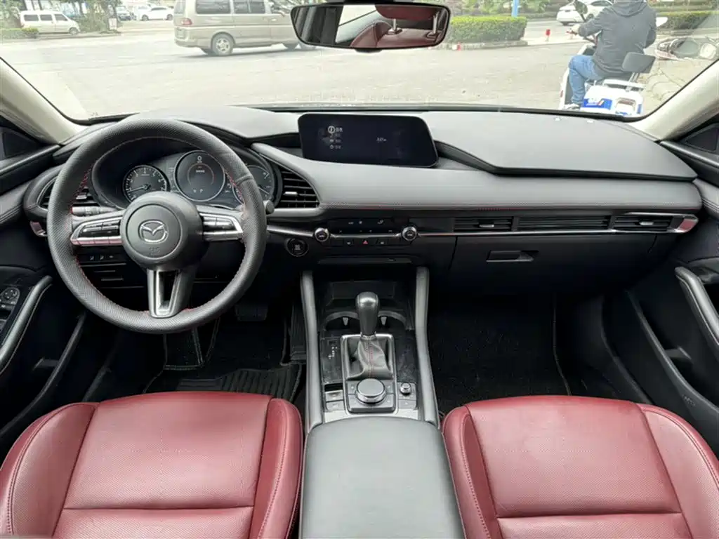 Mazda Mazda 3 2024 2023 2.0L Auto Zhiyao