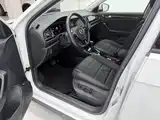 Фото 13 - Volkswagen T-ROC