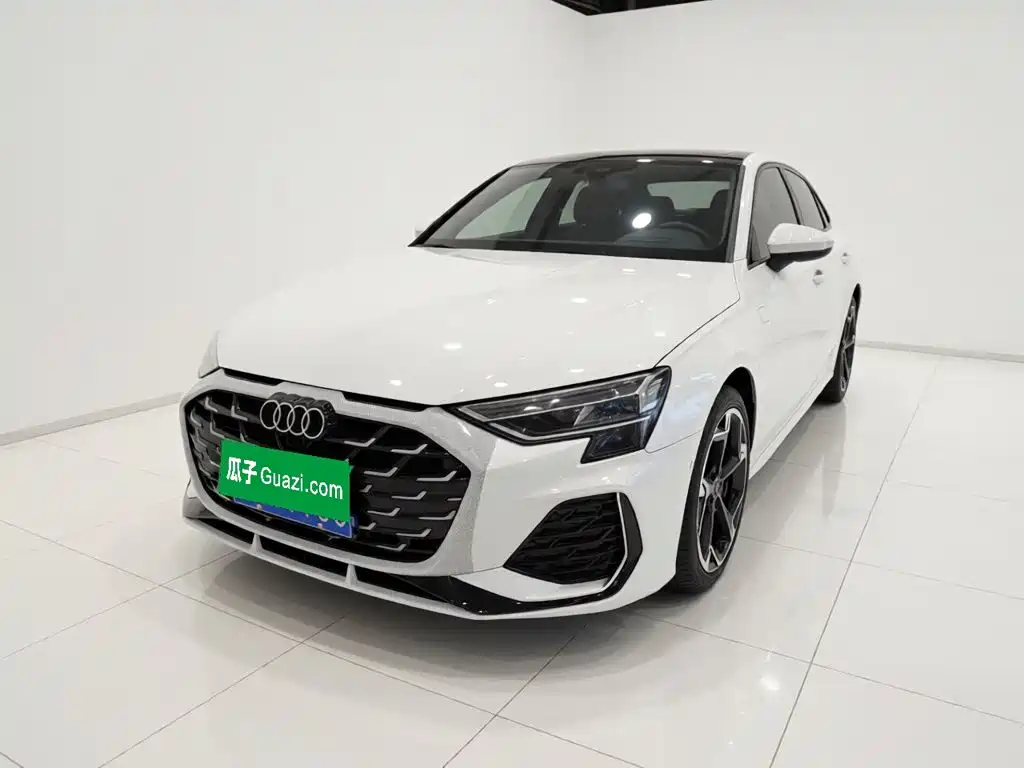 Фото 1 - Audi A3