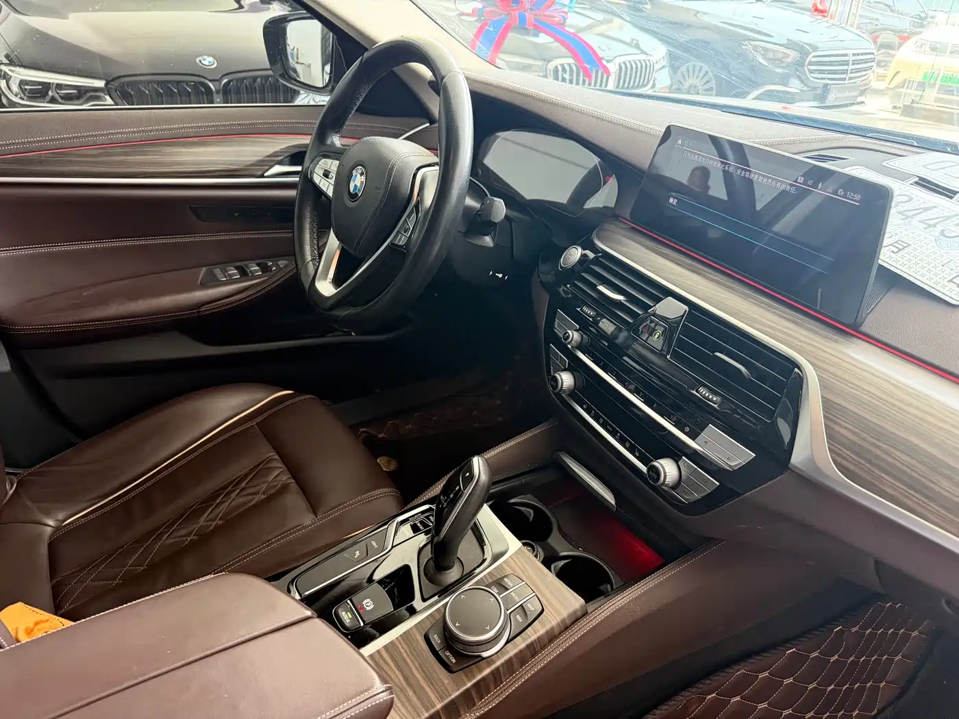 BMW 5 Series New Energy 2020 530Le Range Upgrade Luxury Package фото 10